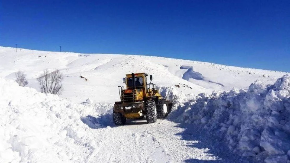 472 mahalle yolu ulaşıma kapandı