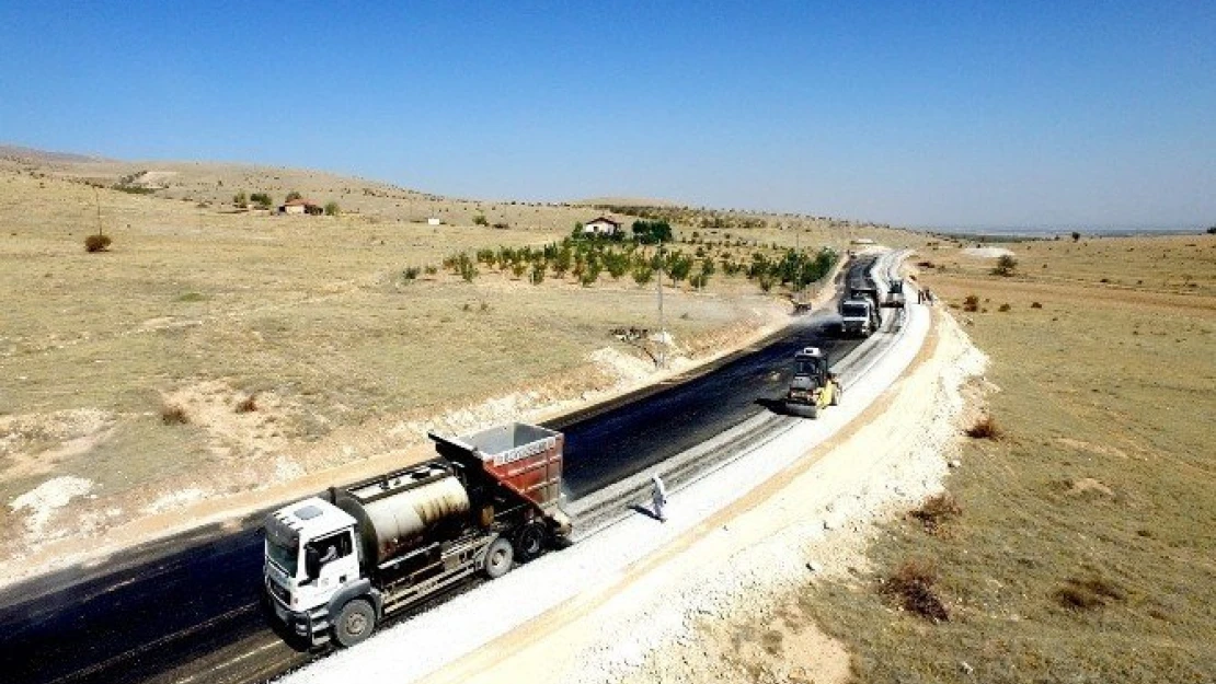 2016 yılında 923 km yol asfaltlandı