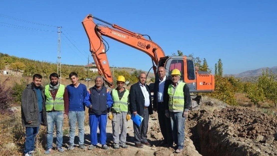 Kömekavak Mahallesinin kanalizasyon sorunu çözüldü