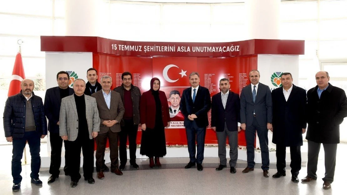 AK Parti heyetinden Başkan Çakır'a teşekkür ziyareti