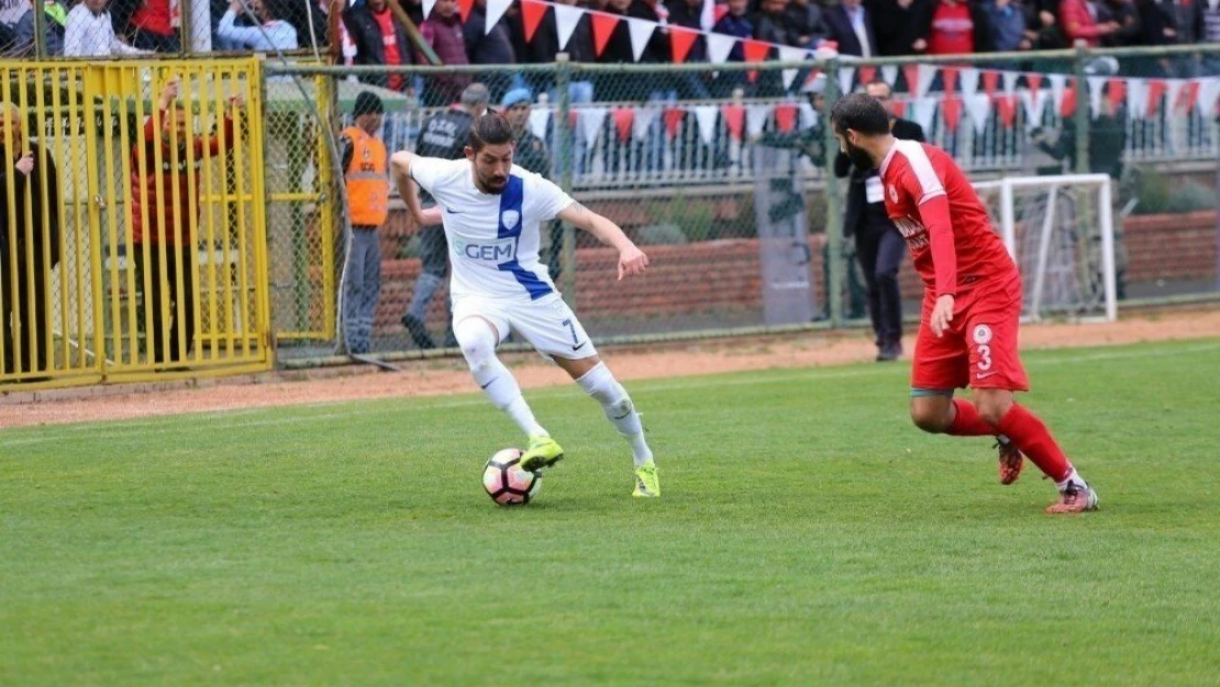 Yeşilyurt Belediyespor liderliği kaybetti