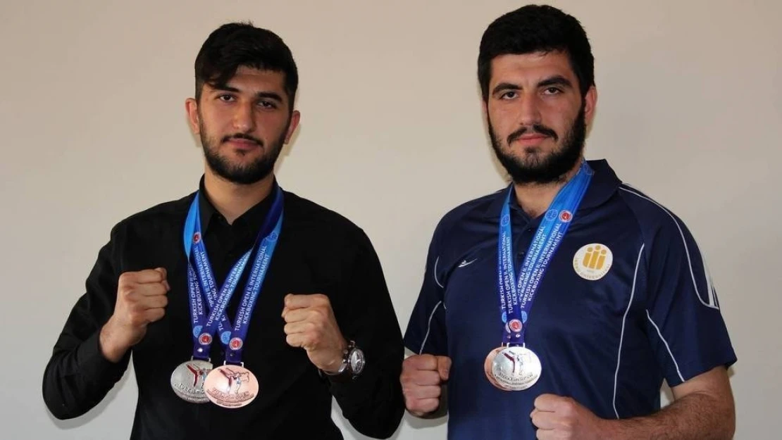 Üniversiteli Kick Boks sporcularımızdan büyük başarı!