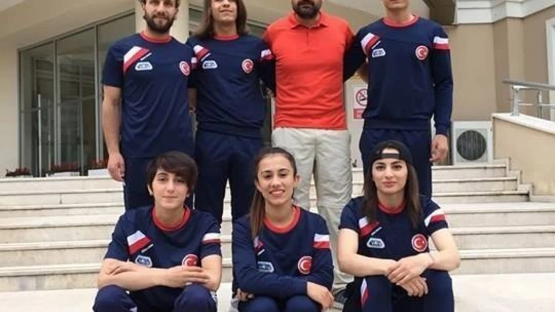 Malatyalı tırmanış sporcuları milli takım kampından döndüler
