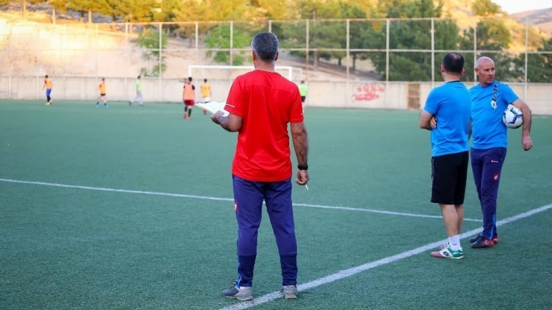 Evkur Yeni Malatyaspor alt yapı seçmeleri tamamlandı
