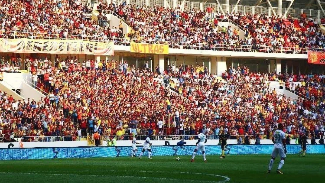 Evkur Yeni Malatyaspor taraftarı kale arkasına taşınıyor
