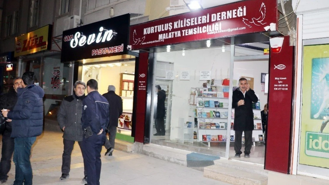 Malatya'da kilise temsilciliğine saldırı