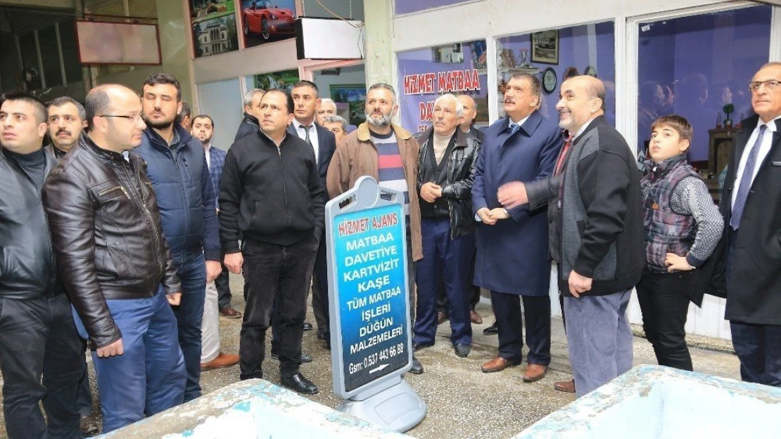 Başkan Gürkan esnaflarla bir araya geldi
