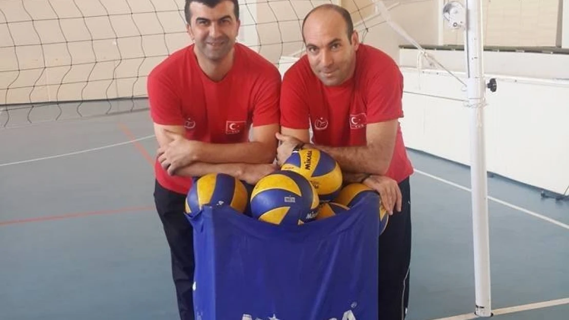 Voleybolda Büyükşehir'in hedefi ligde kalmak
