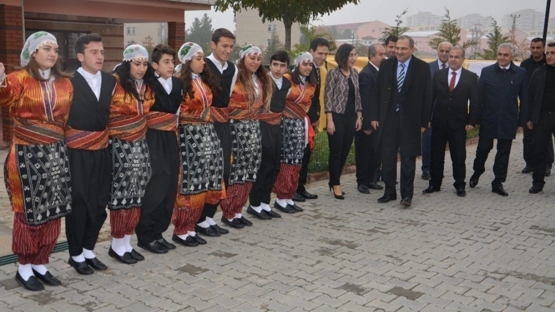 Engellilerin gösterileri büyük beğeni topladı
