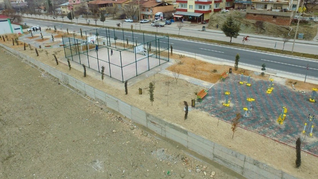 Büyükşehir'den Darende'ye park