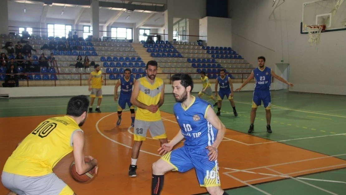 İnönü Üniversitesi'nde Kampüs Ligleri Devam Ediyor
