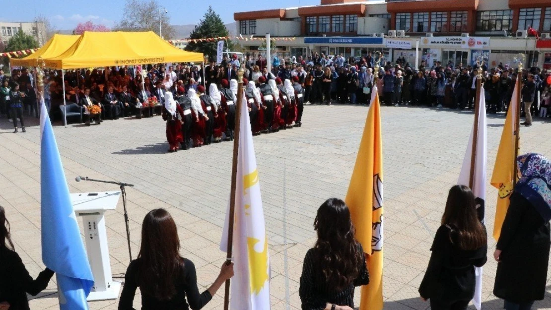 İnönü'de Nevruz ateşi
