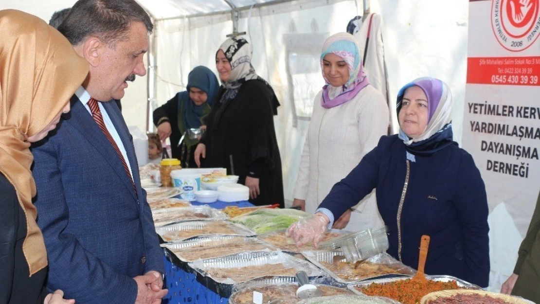 Malatya'da yetim çocuklar yararına kermes
