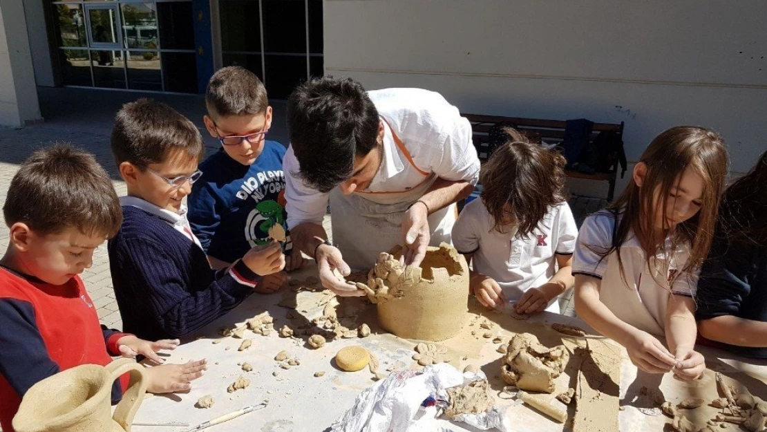 TED Kolejinde 'Dünya Sanat Günü' coşkusu
