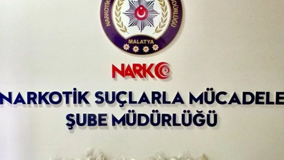 Narkotik ekipleri, şehir girişinde 13 kilo eroin ele geçirdi