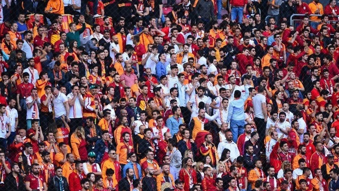 Galatasaray - Yeni Malatyaspor maçını 45 bin 652 seyirci izledi