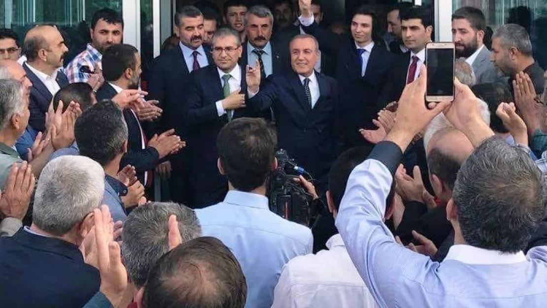 MHP adaylarına coşkulu karşılama