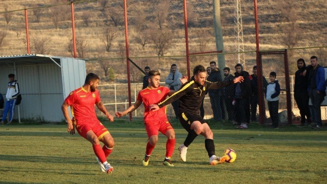 E.Yeni Malatyaspor hazırlık maçını farklı kazandı