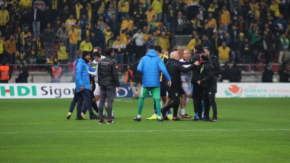 Spor Toto Süper Lig: MKE Ankaragücü: 1 - Beşiktaş: 4 (Maç Sonucu)