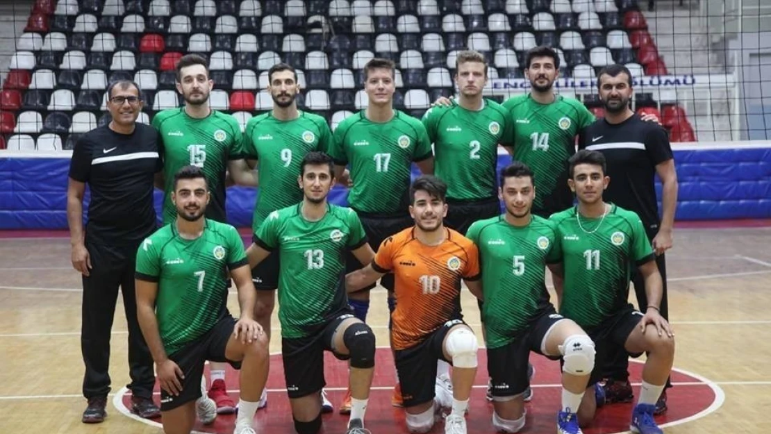 Malatya Büyükşehir Belediyespor Voleybol Takımı sahasında 3-1 mağlup oldu