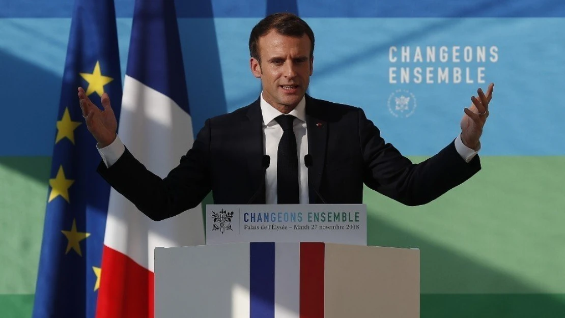 Macron'dan 'Haydut' benzetmesi