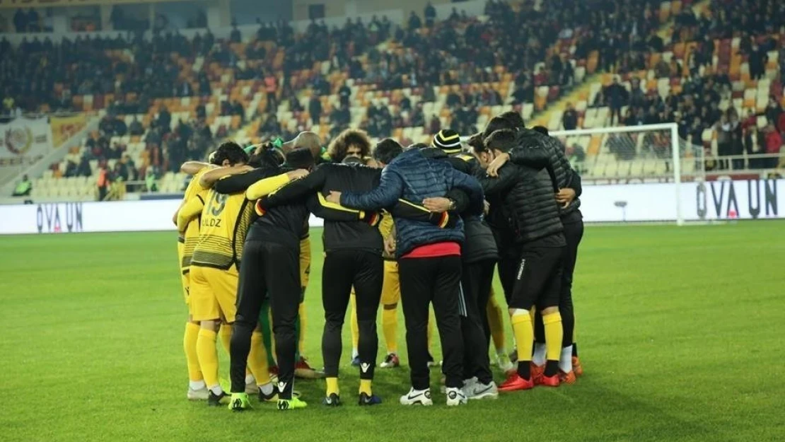 E. Yeni Malatyaspor, Akhisarspor karşısında puan arayacak