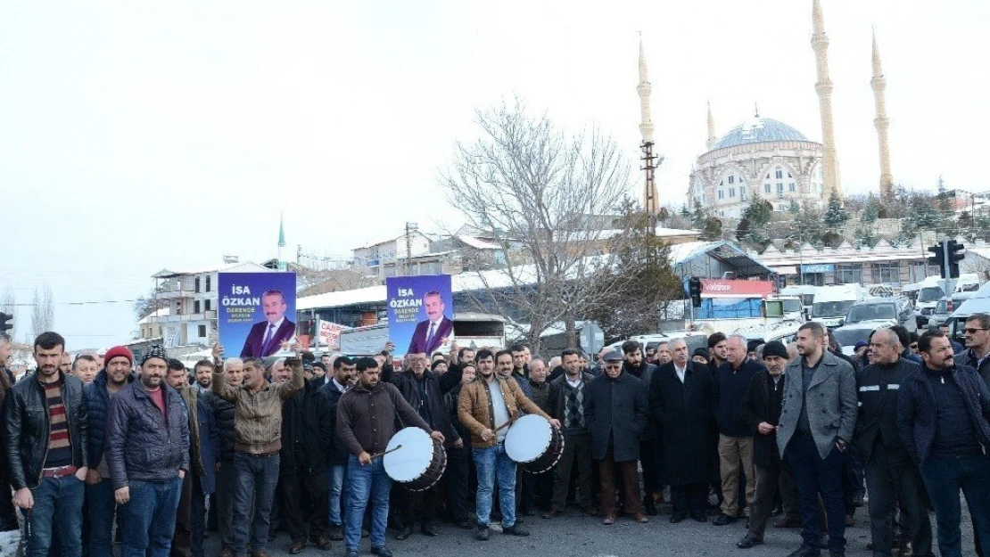 Darende Başkan adayı Özkan'a coşkulu karşılama