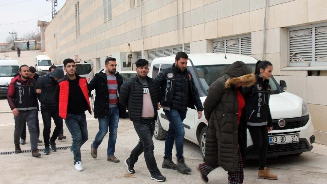 Elazığ'da 4 uyuşturucu tacirine tutuklama