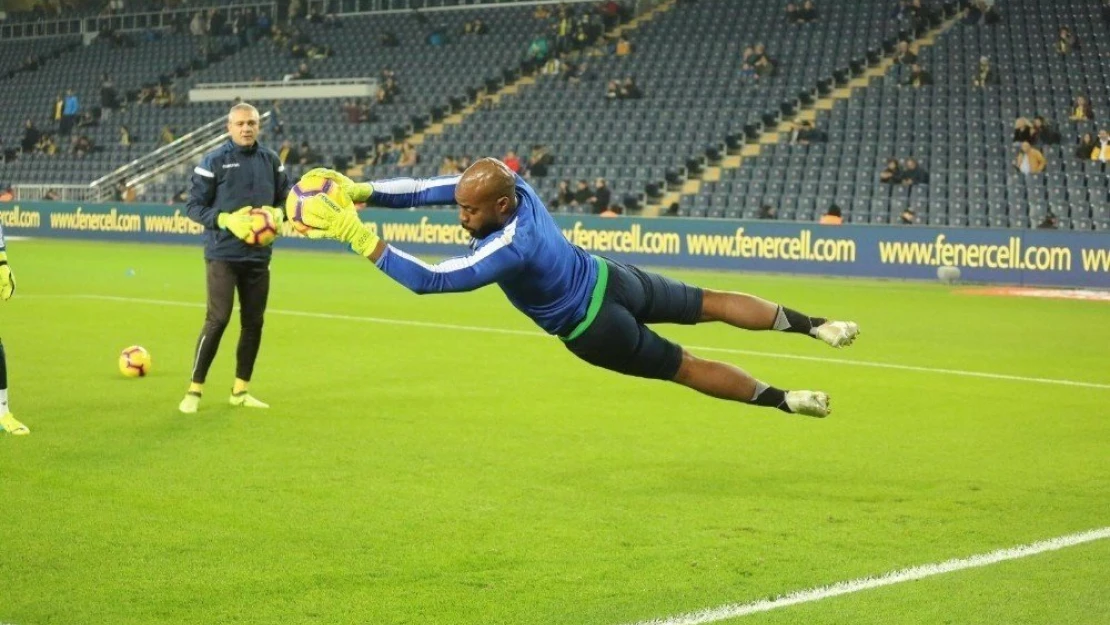 E.Yeni Malatyaspor kalecisi Farnolle'nin başarılı performansı