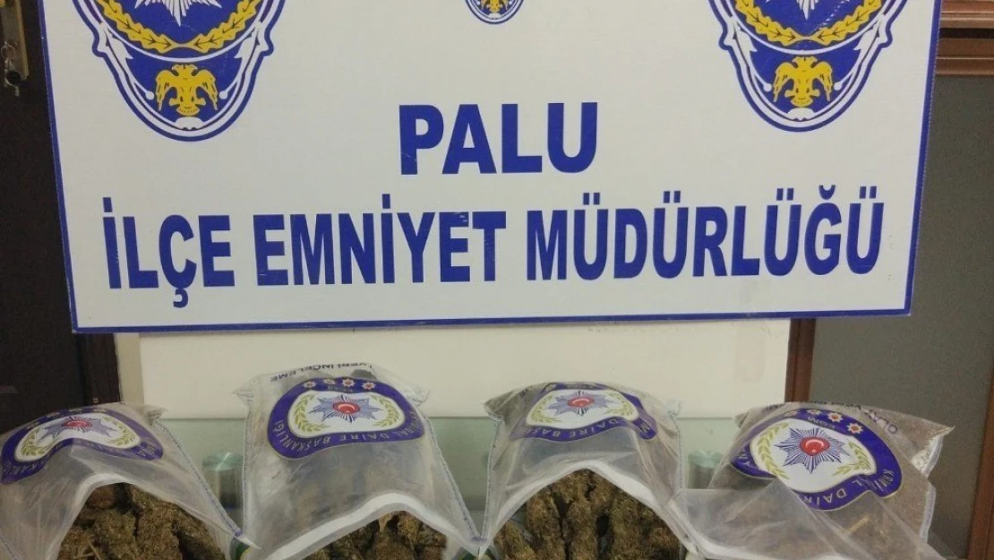 Elazığ'da 4 kilo esrarla yakalanan 2 şüpheli tutuklandı