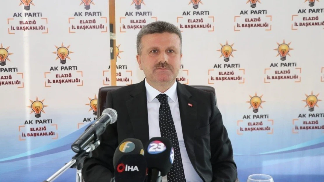 AK Parti Elazığ İl Teşkilatının yeni yönetimi tanıtıldı