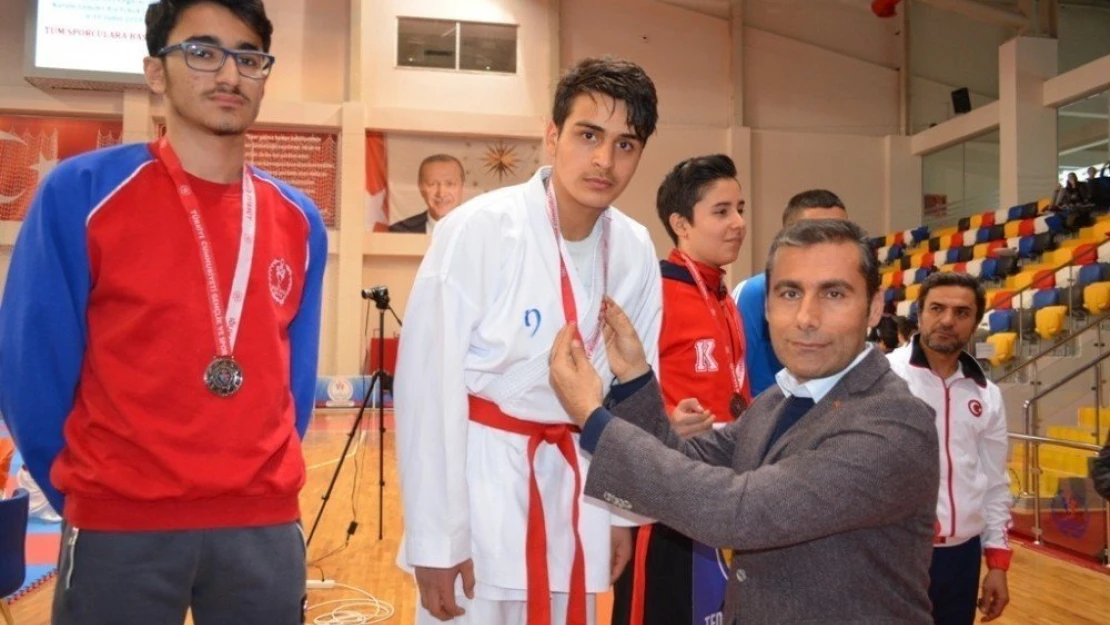 Karate grup müsabakaları sona erdi