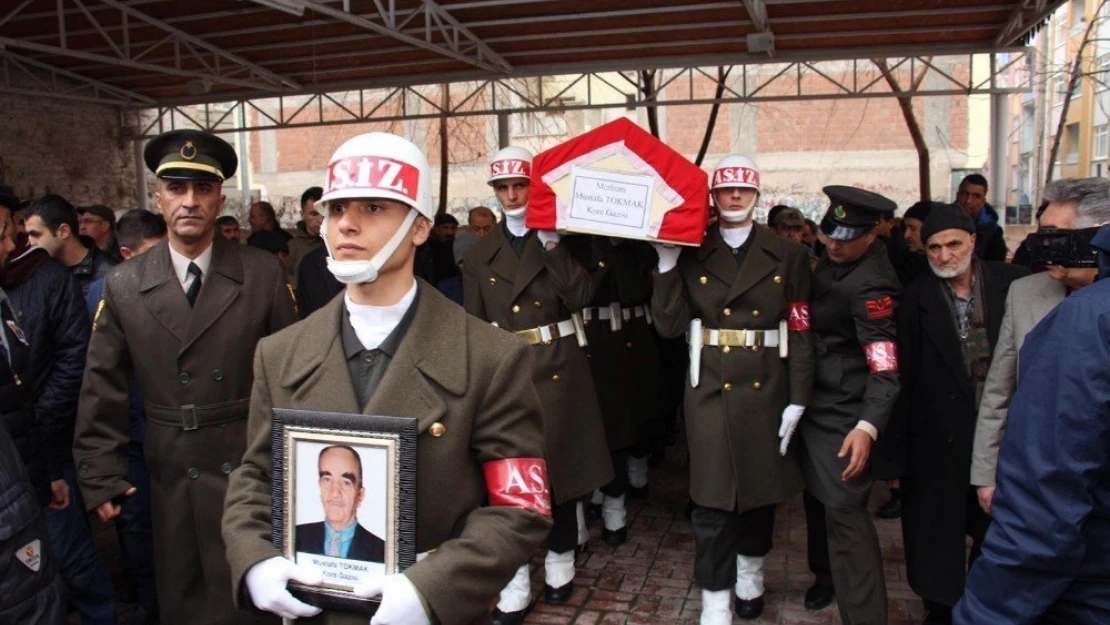 90 yaşında hayatını kaybeden Kore Gazisi son yolculuğuna uğurlandı