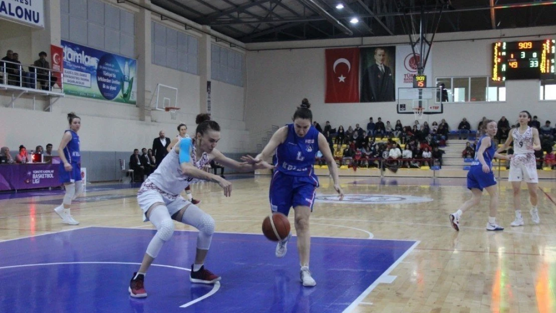 Türkiye Kadınlar Basketbol 1. Ligi: Elazığ İl Özel İdare: 87 - A Koleji: 60