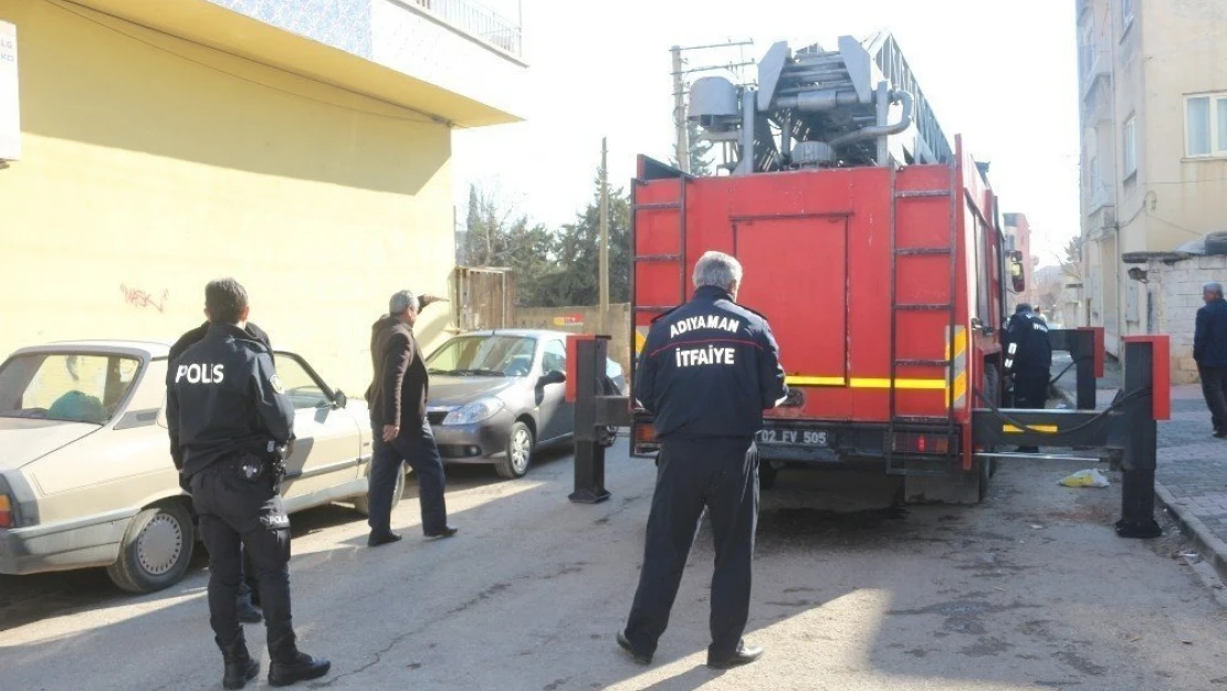 Evinde uyuya kalan şahıs ekipleri alarma geçirdi