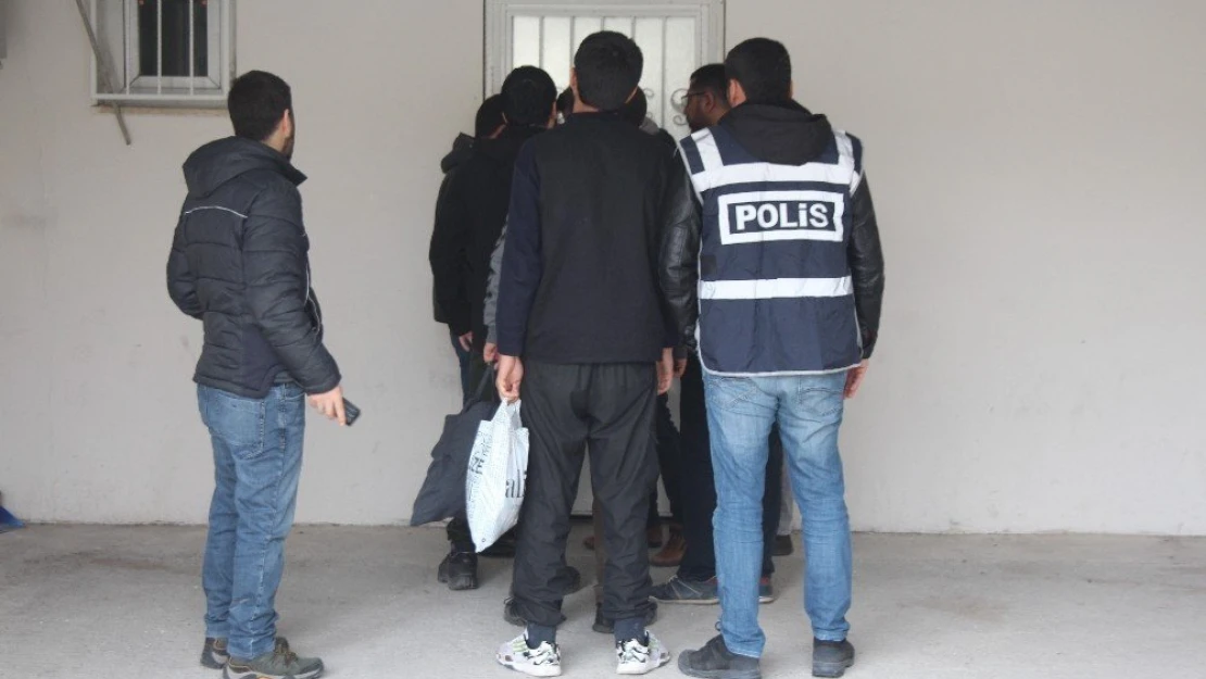 Elazığ'da DEAŞ operasyonunda 7 şüpheli adliyeye sevk edildi