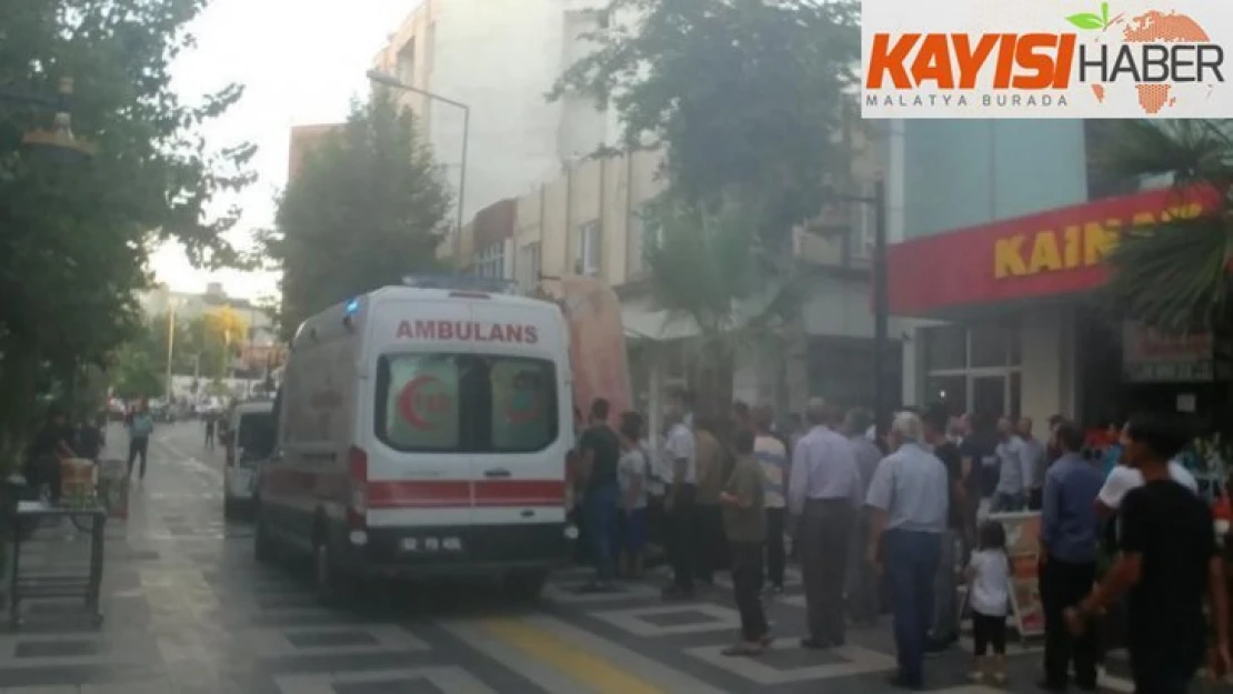 Adıyaman'da bıçaklı kavga: 2 yaralı