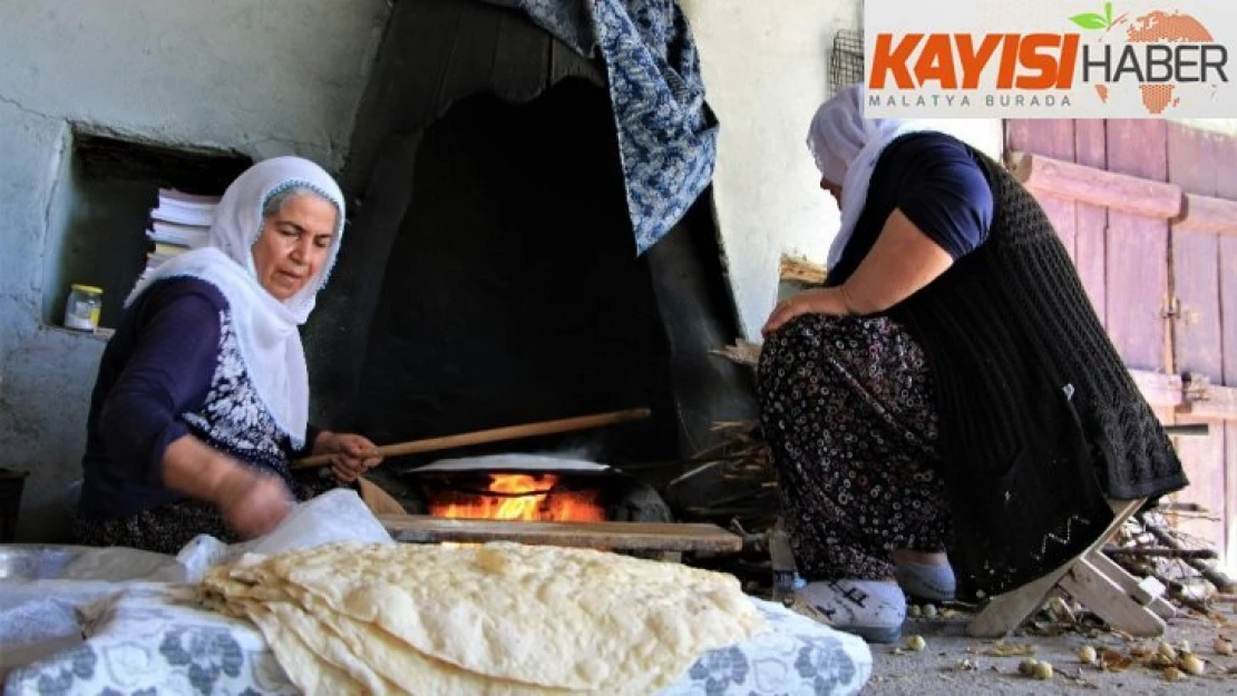 Aileler, kışlık erzaklarını hazırladı