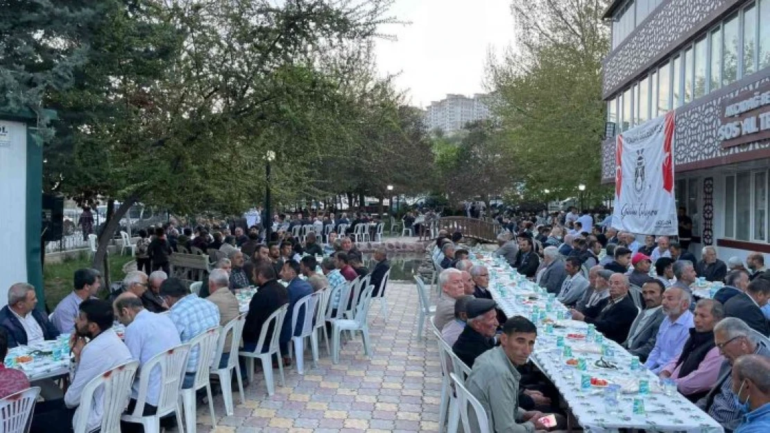 Akçadağ'da 2 bin kişilik iftar