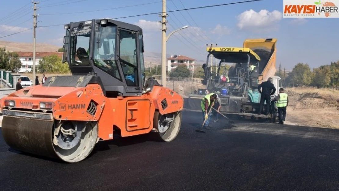 Akçadağ'da asfaltlama çalışmaları sevindirdi