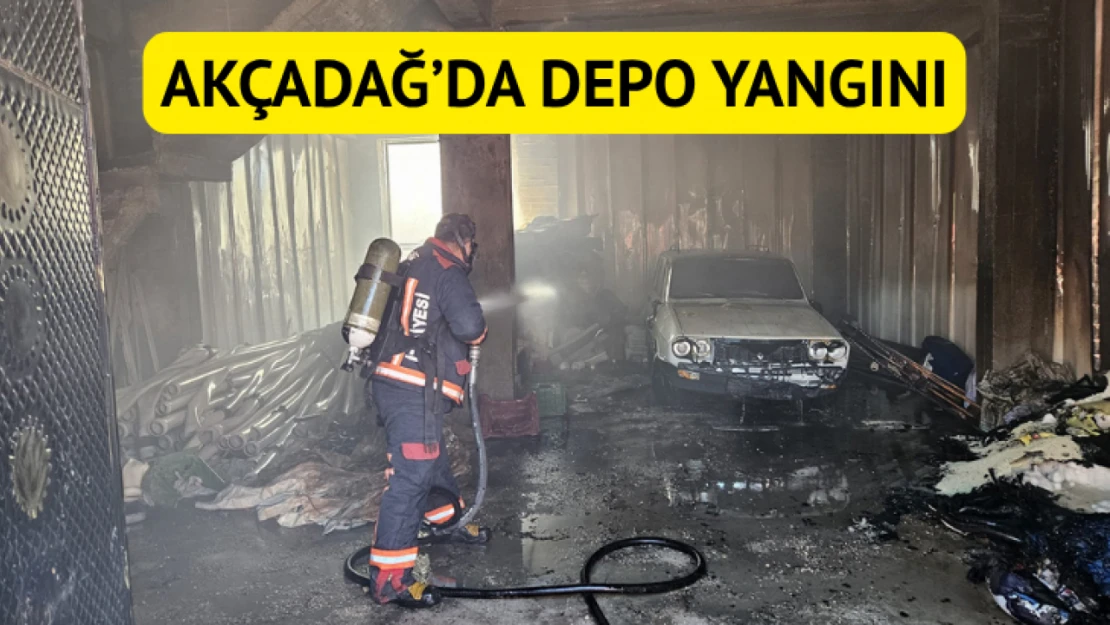 Akçadağ'da depo yangını