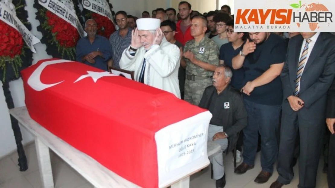 Başkomiser Kaya, memleketi Elazığ'da son yolculuğuna uğurlandı