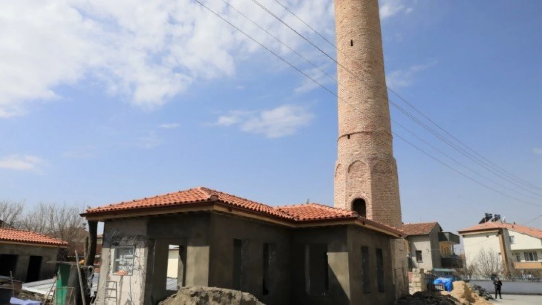 Battalgazi'deki tarihi mekanlarda restorasyon çalışmaları sürüyor