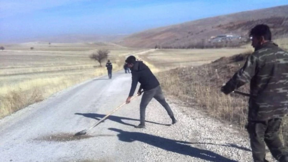 Darende Belediyesi çalışmayınca, iş vatandaşa düştü