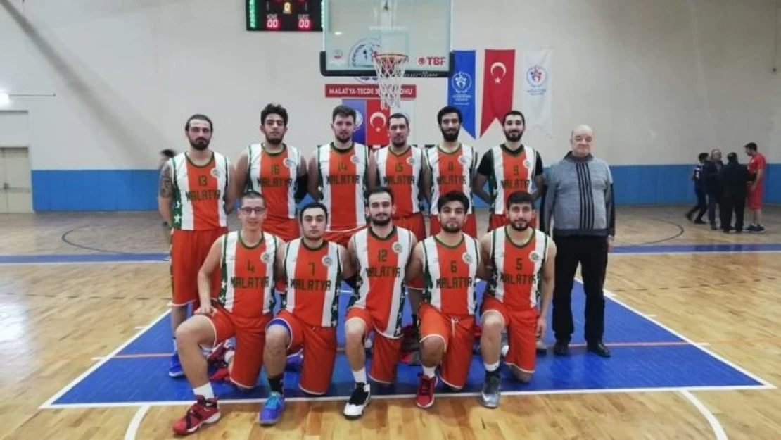 Büyükşehir Erkek Basketbol Takımı sezonu namağlup tamamladı