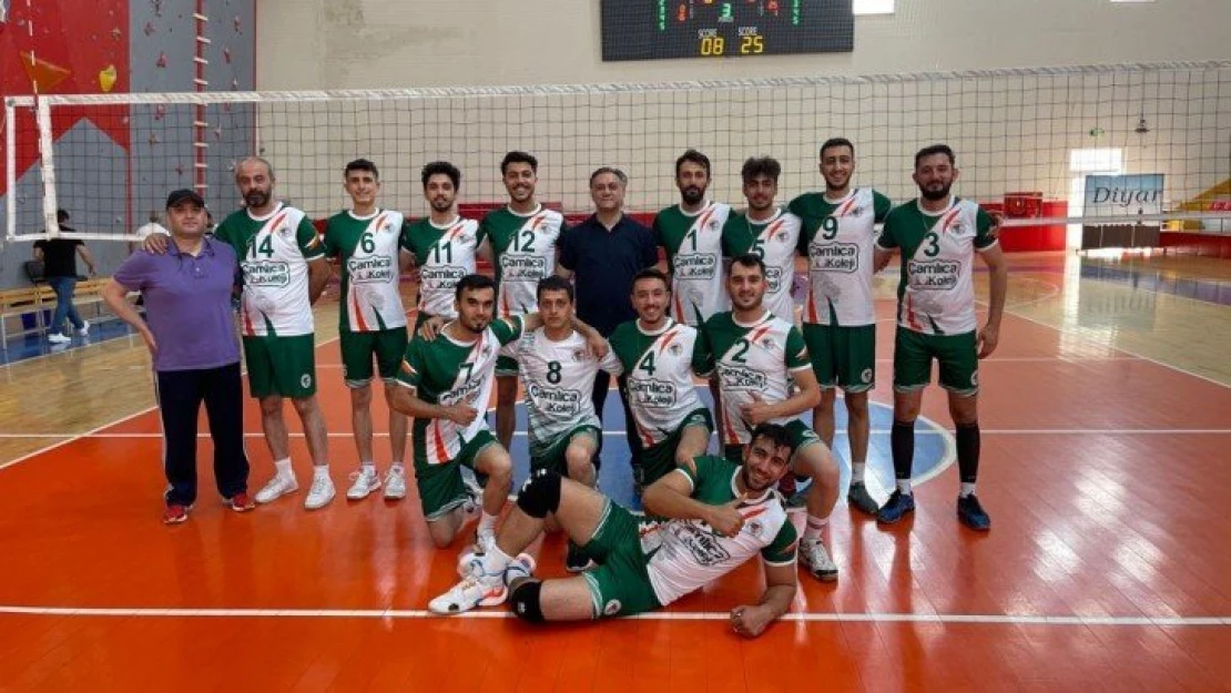 Çamlıca Voleybol, galibiyetle başladı