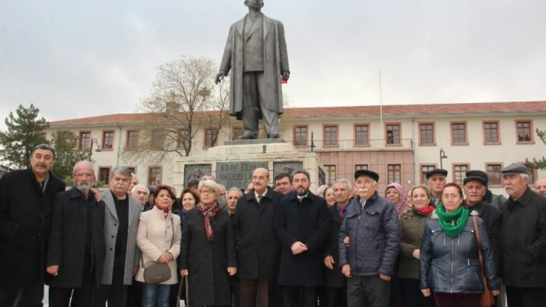 CHP İsmet İnönü'yü ölüm yıl dönümünde andı