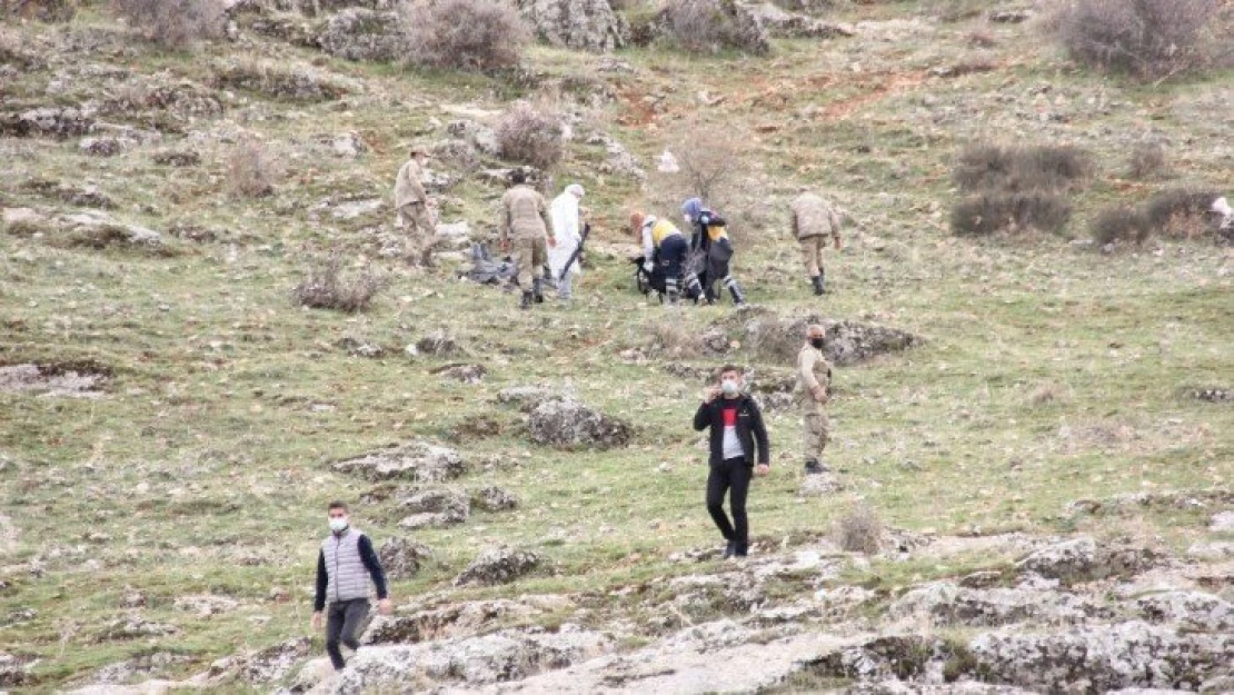 Dağ başında erkek cesedi bulundu