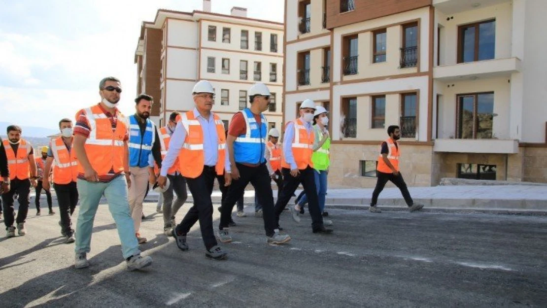 Deprem konutlarında 2 ve 3.etap kura çekimi Temmuz'da