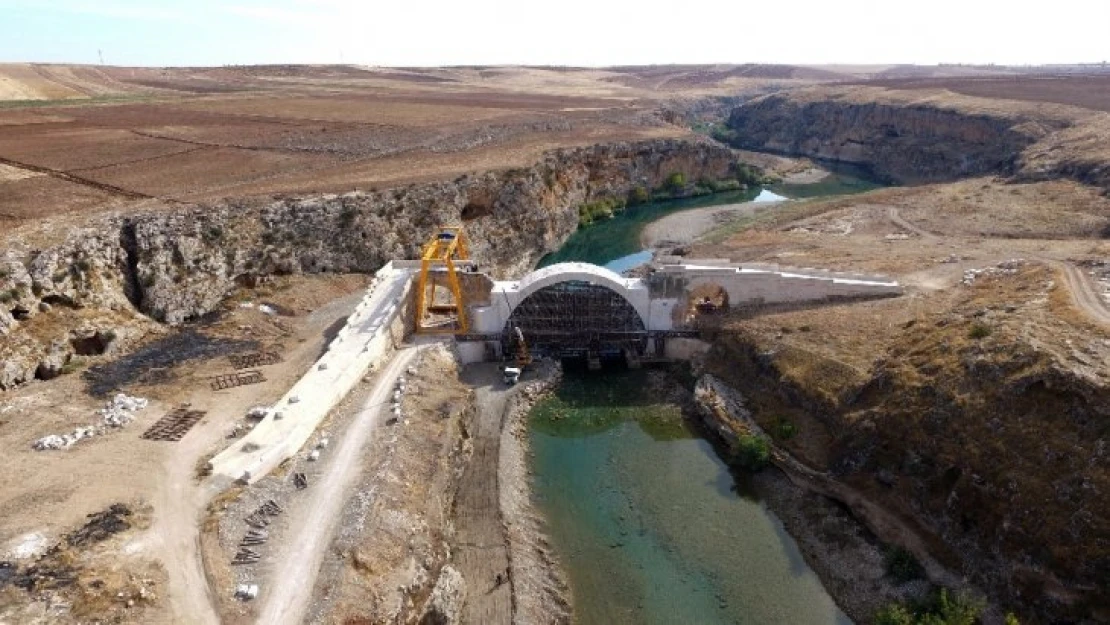 Dinamitle patlatılan tarihi köprü 200 yıl sonra birleşti